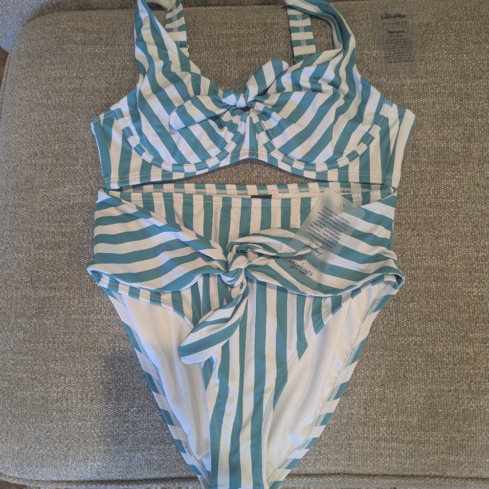 Striped Women's Swim Set - Green and White